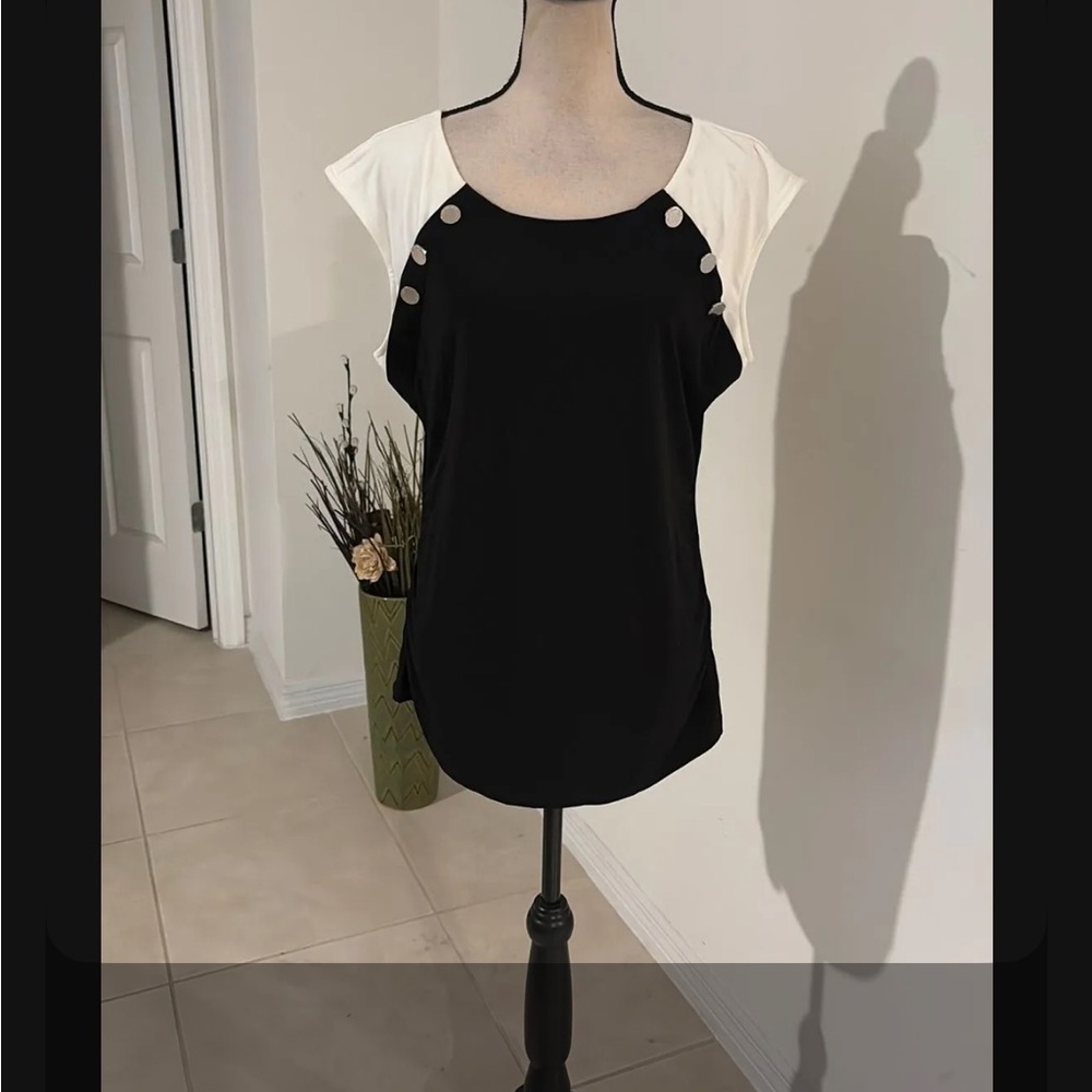 NWT XL sleeveless shirt Carmen Marc valvo 1578